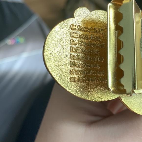 Loot Crate Exclusive Battletoads Belt Buckle - Picture 4 of 5